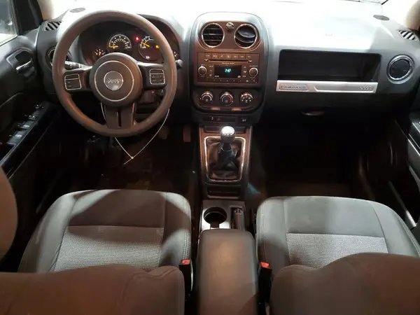 1C4NJDBBXGD759900 2016 JEEP COMPASS - Image 8