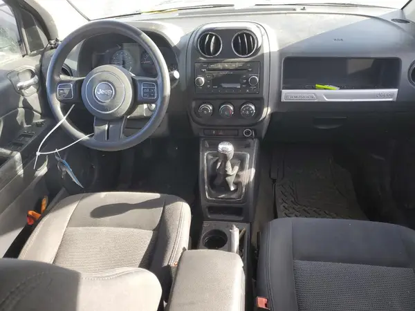 1C4NJDBBXGD802616 2016 JEEP COMPASS - Image 8