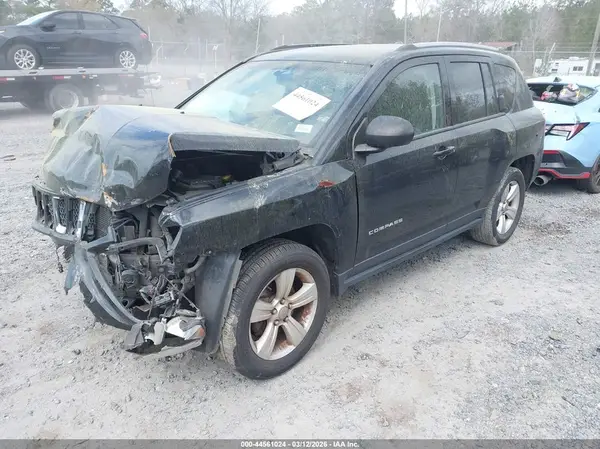 1C4NJDBBXHD101642 2017 JEEP COMPASS - Image 2