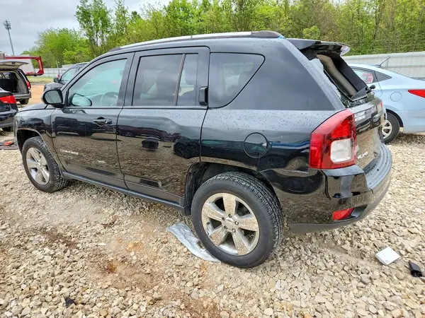 1C4NJDBBXHD104203 2017 JEEP COMPASS - Image 2