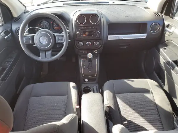 1C4NJDBBXHD106162 2017 JEEP COMPASS - Image 8