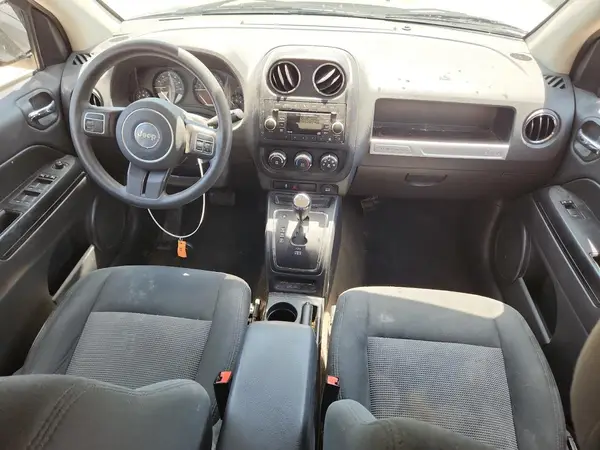 1C4NJDBBXHD142689 2017 JEEP COMPASS - Image 8