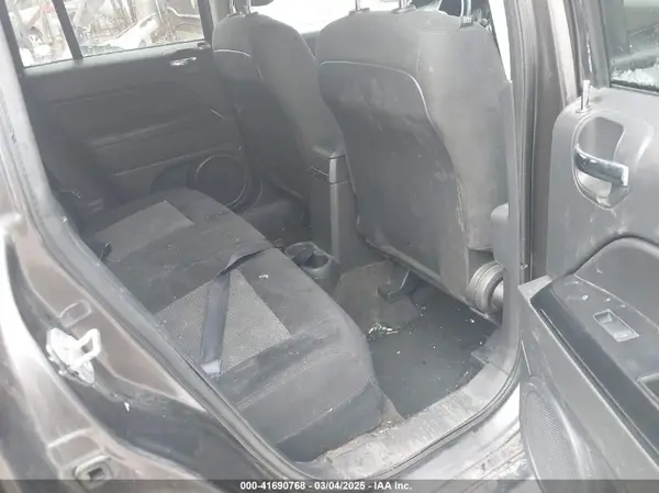 1C4NJDBBXHD154468 2017 JEEP COMPASS - Image 8