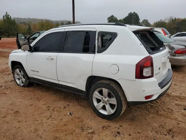 1C4NJDBBXHD154485 2017 JEEP COMPASS - Image 2
