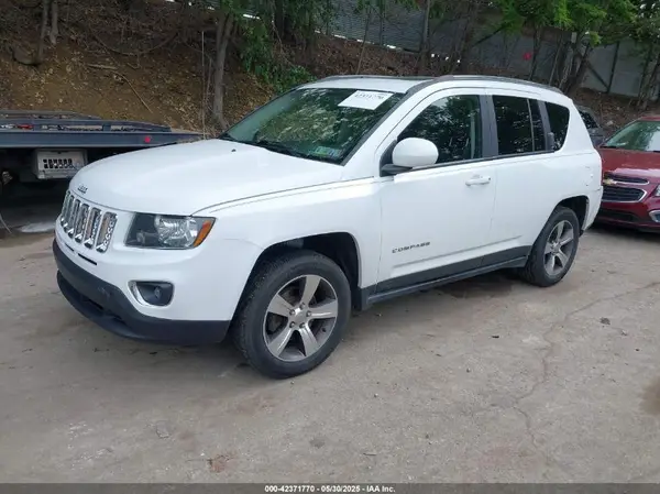 1C4NJDEB0GD546305 2016 JEEP COMPASS - Image 2