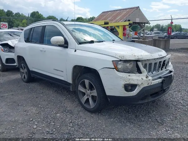 1C4NJDEB0GD558714 2016 JEEP COMPASS - Image 1