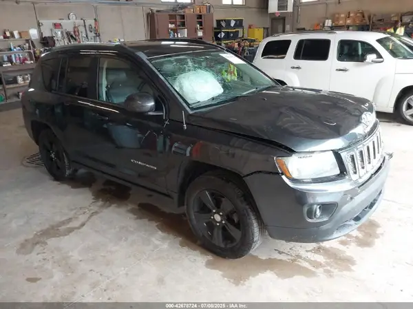 1C4NJDEB0GD587341 2016 JEEP COMPASS