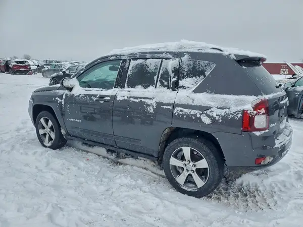 1C4NJDEB0GD587677 2016 JEEP COMPASS - Image 2