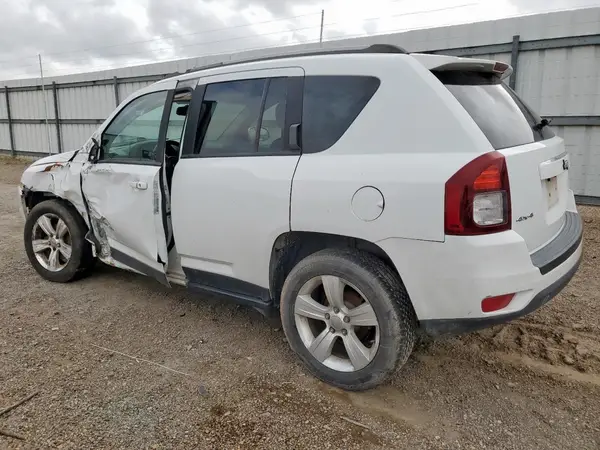 1C4NJDEB0GD616840 2016 JEEP COMPASS - Image 2