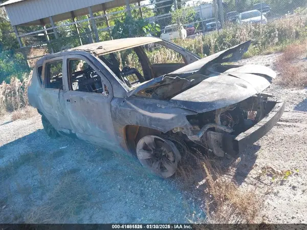 1C4NJDEB0GD617082 2016 JEEP COMPASS - Image 1