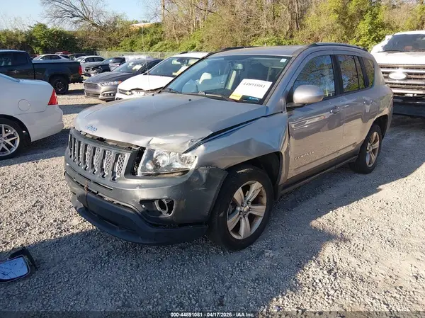 1C4NJDEB0GD630981 2016 JEEP COMPASS - Image 2