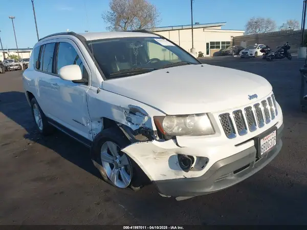 1C4NJDEB0GD637946 2016 JEEP COMPASS - Image 1
