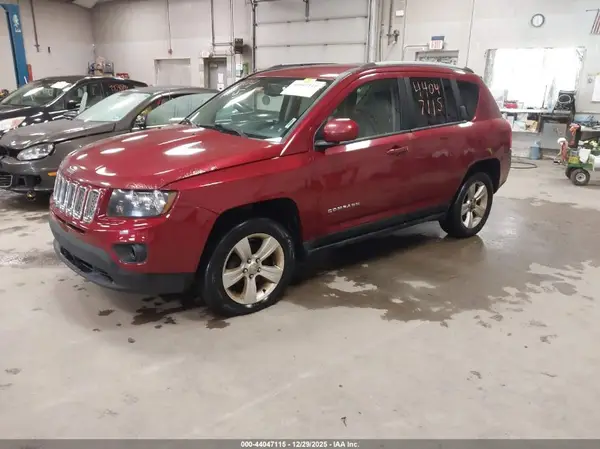 1C4NJDEB0GD663110 2016 JEEP COMPASS - Image 2