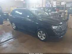 1C4NJDEB0GD691117 2016 JEEP COMPASS