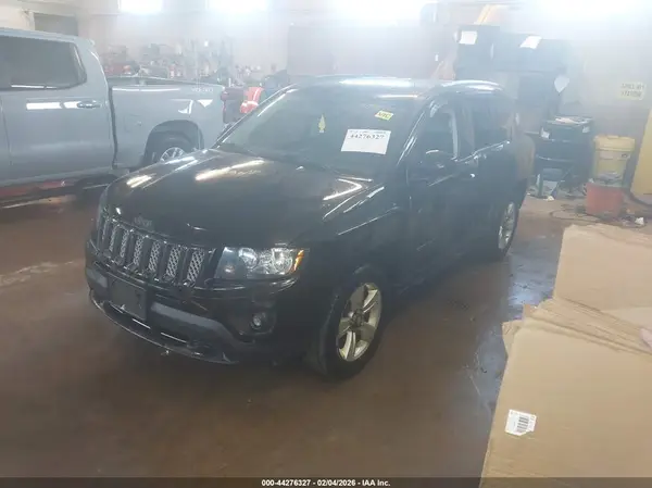 1C4NJDEB0GD691117 2016 JEEP COMPASS - Image 2