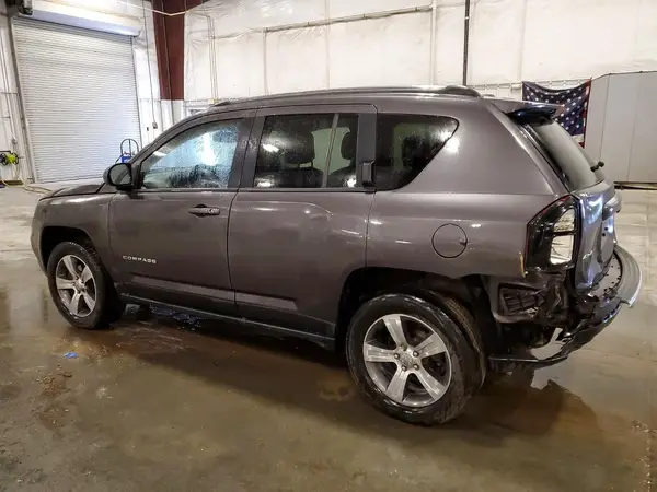 1C4NJDEB0GD697760 2016 JEEP COMPASS - Image 2