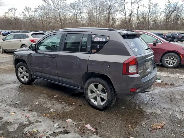 1C4NJDEB0GD714461 2016 JEEP COMPASS - Image 2