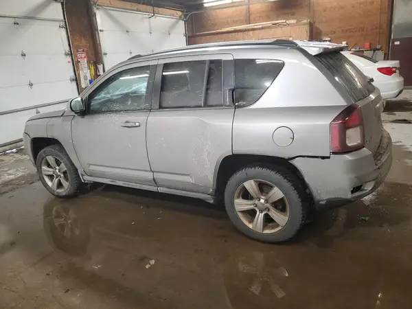 1C4NJDEB0GD723578 2016 JEEP COMPASS - Image 2