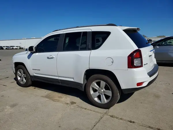 1C4NJDEB0GD733124 2016 JEEP COMPASS - Image 2