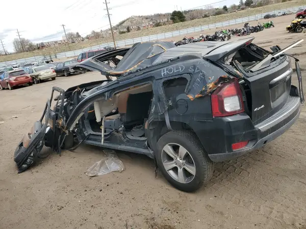1C4NJDEB0GD745600 2016 JEEP COMPASS - Image 2