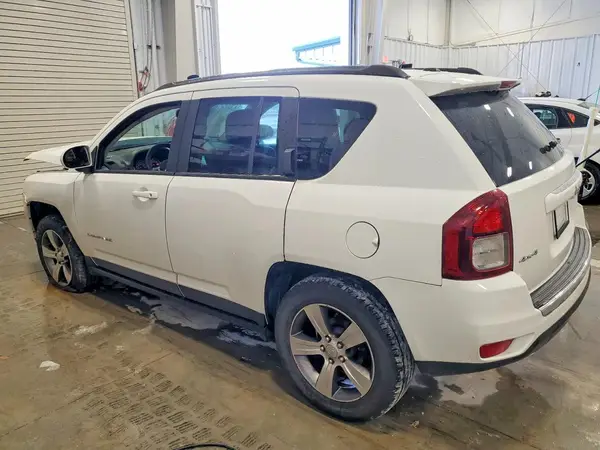 1C4NJDEB0GD755320 2016 JEEP COMPASS - Image 2