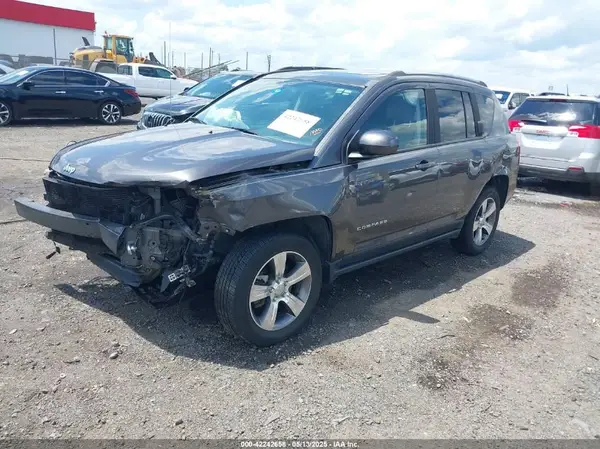 1C4NJDEB0GD755849 2016 JEEP COMPASS - Image 2