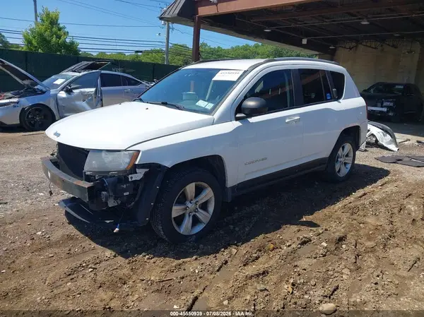 1C4NJDEB0GD759254 2016 JEEP COMPASS - Image 2