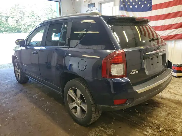 1C4NJDEB0GD768651 2016 JEEP COMPASS - Image 2