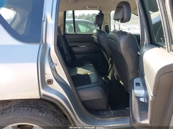 1C4NJDEB0GD782744 2016 JEEP COMPASS - Image 8