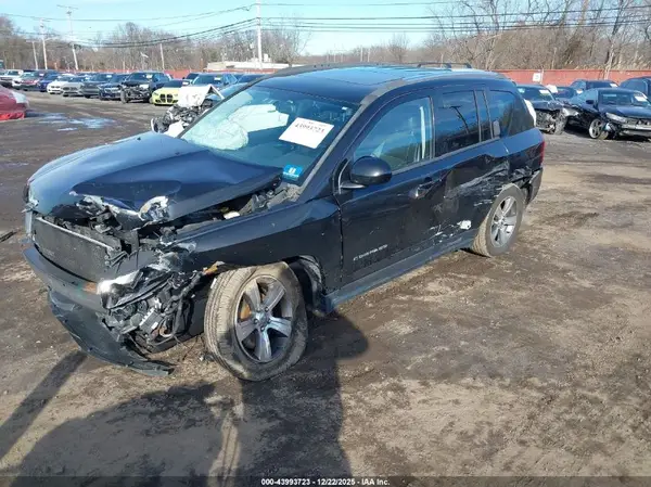 1C4NJDEB0GD798961 2016 JEEP COMPASS - Image 2