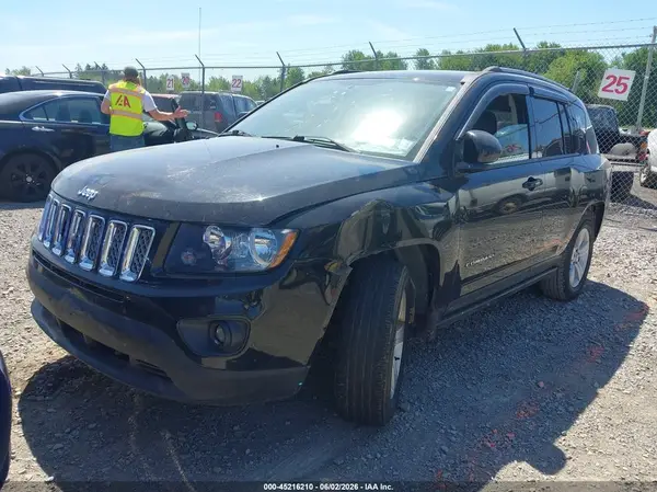1C4NJDEB0GD808808 2016 JEEP COMPASS - Image 2