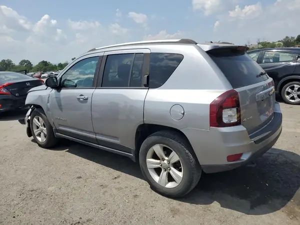 1C4NJDEB0HD100060 2017 JEEP COMPASS - Image 2