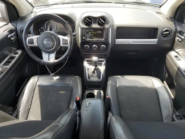 1C4NJDEB0HD100060 2017 JEEP COMPASS - Image 8