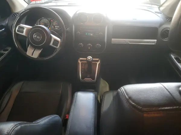 1C4NJDEB0HD100186 2017 JEEP COMPASS - Image 8