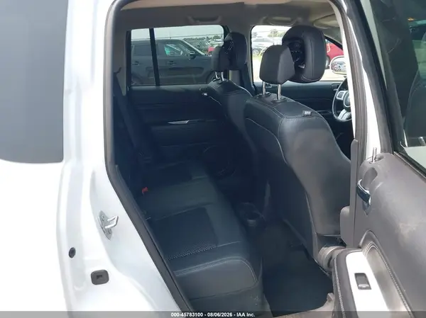1C4NJDEB0HD104738 2017 JEEP COMPASS - Image 8