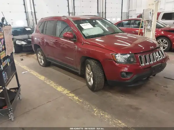 1C4NJDEB0HD105193 2017 JEEP COMPASS - Image 1