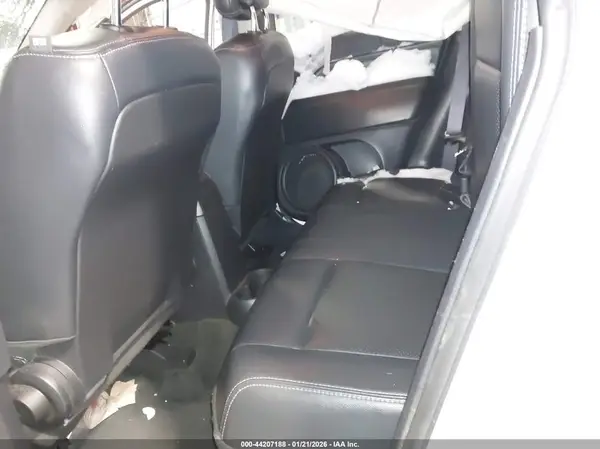 1C4NJDEB0HD111012 2017 JEEP COMPASS - Image 8