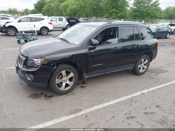 1C4NJDEB0HD113634 2017 JEEP COMPASS - Image 2