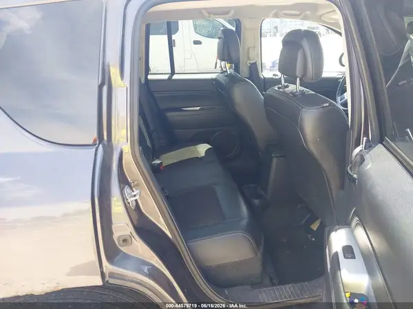1C4NJDEB0HD121622 2017 JEEP COMPASS - Image 8