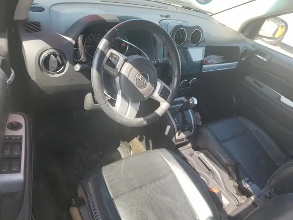 1C4NJDEB0HD125217 2017 JEEP COMPASS - Image 8