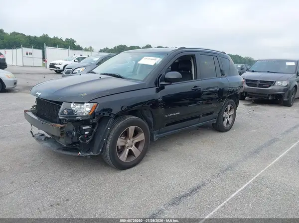 1C4NJDEB0HD126934 2017 JEEP COMPASS - Image 2