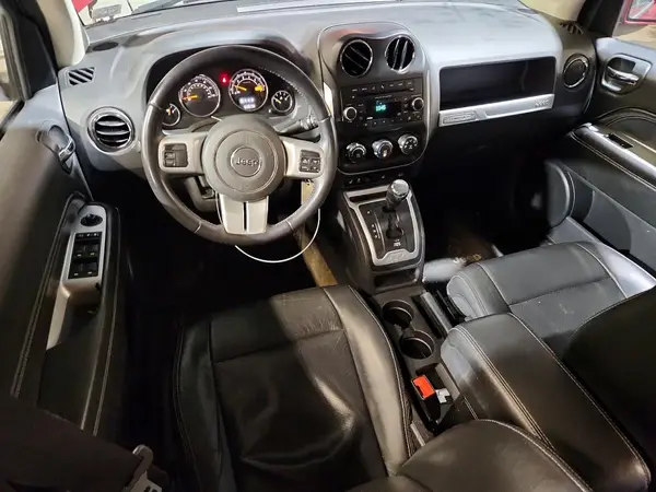 1C4NJDEB0HD139389 2017 JEEP COMPASS - Image 8