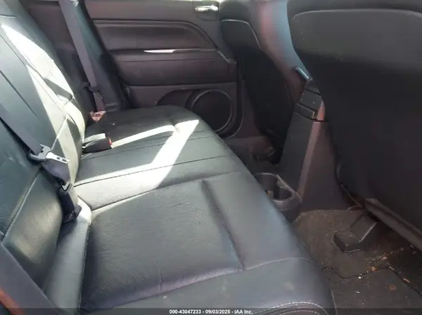 1C4NJDEB0HD167872 2017 JEEP COMPASS - Image 8