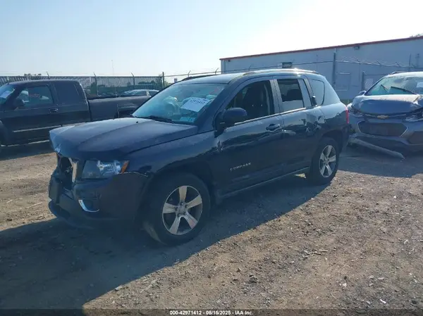 1C4NJDEB0HD177897 2017 JEEP COMPASS - Image 2