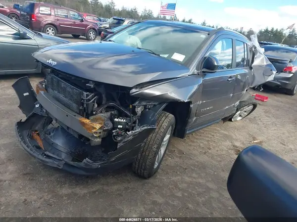 1C4NJDEB0HD190925 2017 JEEP COMPASS - Image 2