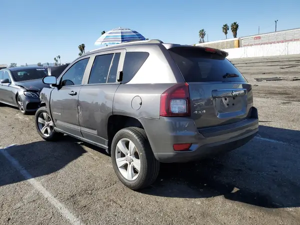 1C4NJDEB0HD191203 2017 JEEP COMPASS - Image 2