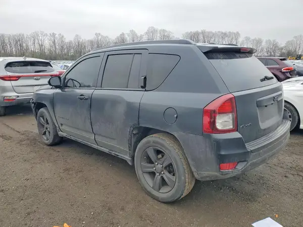 1C4NJDEB1GD558799 2016 JEEP COMPASS - Image 2