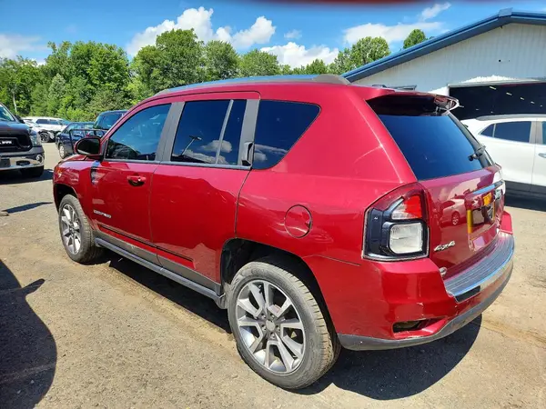 1C4NJDEB1GD598932 2016 JEEP COMPASS - Image 2