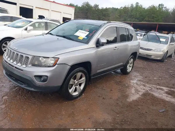 1C4NJDEB1GD646011 2016 JEEP COMPASS - Image 2