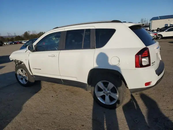 1C4NJDEB1GD661656 2016 JEEP COMPASS - Image 2